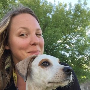 Meet your Posher, Caitlin